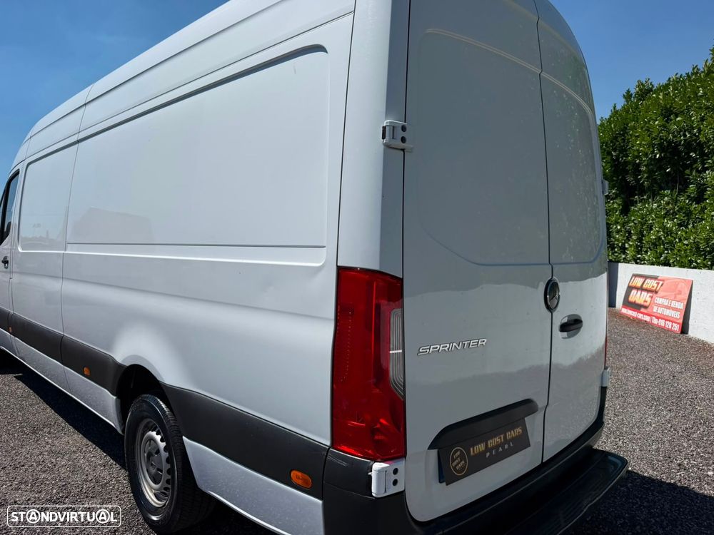 Mercedes-Benz Sprinter EXTRA LONGA - 24