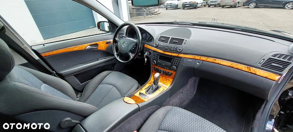 Mercedes-Benz Klasa E - 39