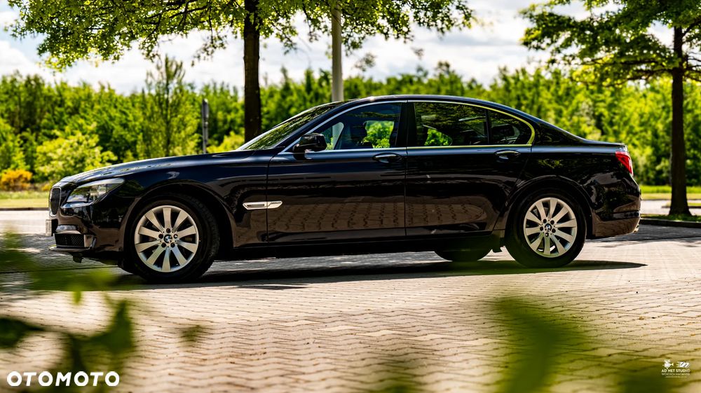 BMW Seria 7 730d - 16