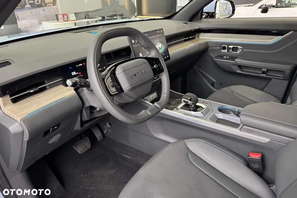 Jetour Dashing 1.5T DCT - 7