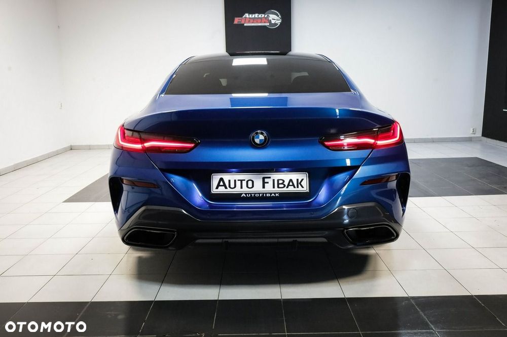 BMW Seria 8 - 13