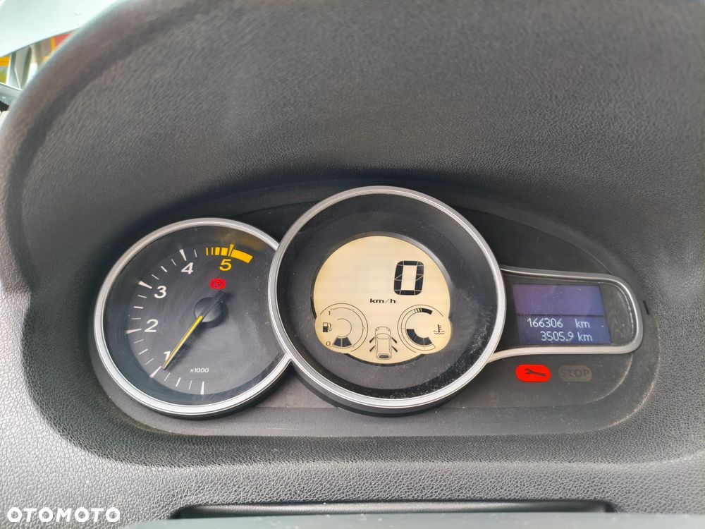 Renault Megane 1.5 dCi Expression - 8