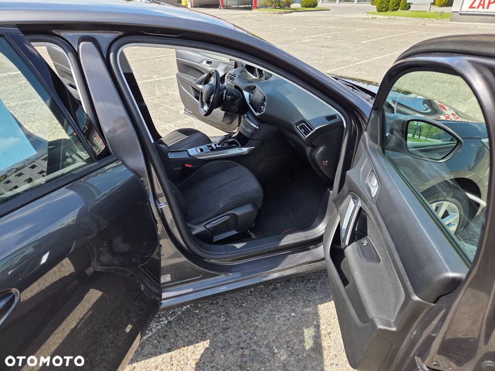 Peugeot 308 BlueHDi 130 EAT8 Stop & Start Allure - 18