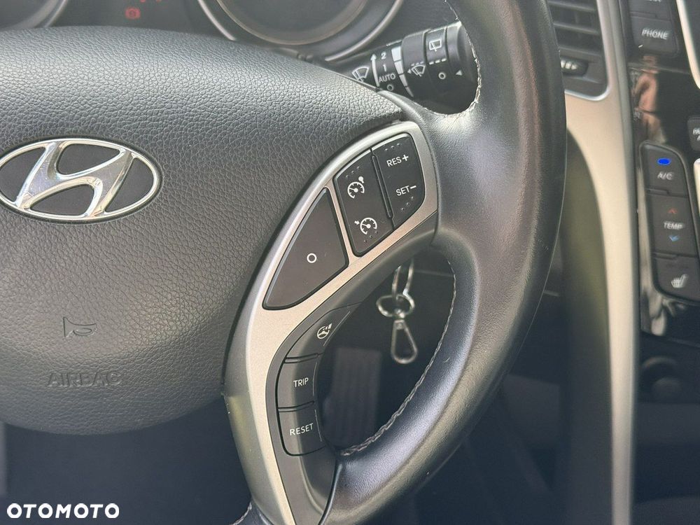 Hyundai i30 - 18