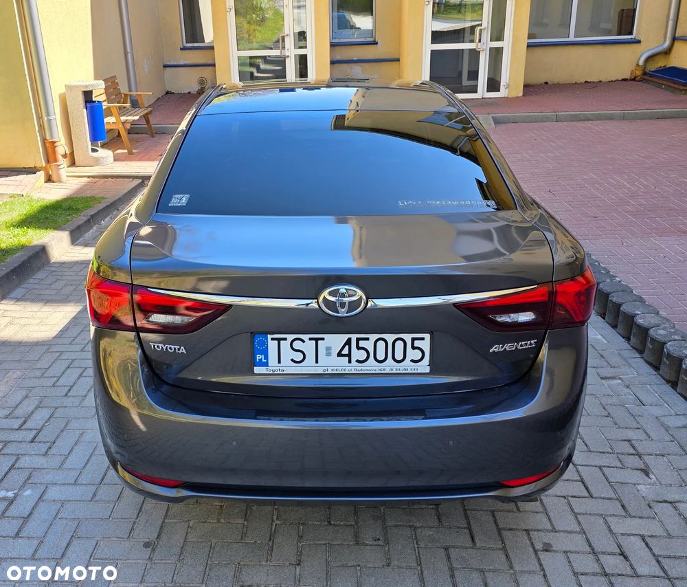 Toyota Avensis 2.0 D-4D Premium - 5