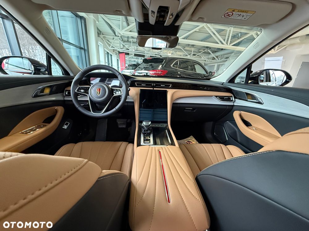 Hongqi H5 2.0T Comfort - 12