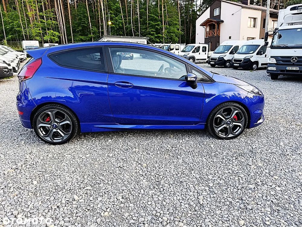 Ford Fiesta ST2 EU6 - 14