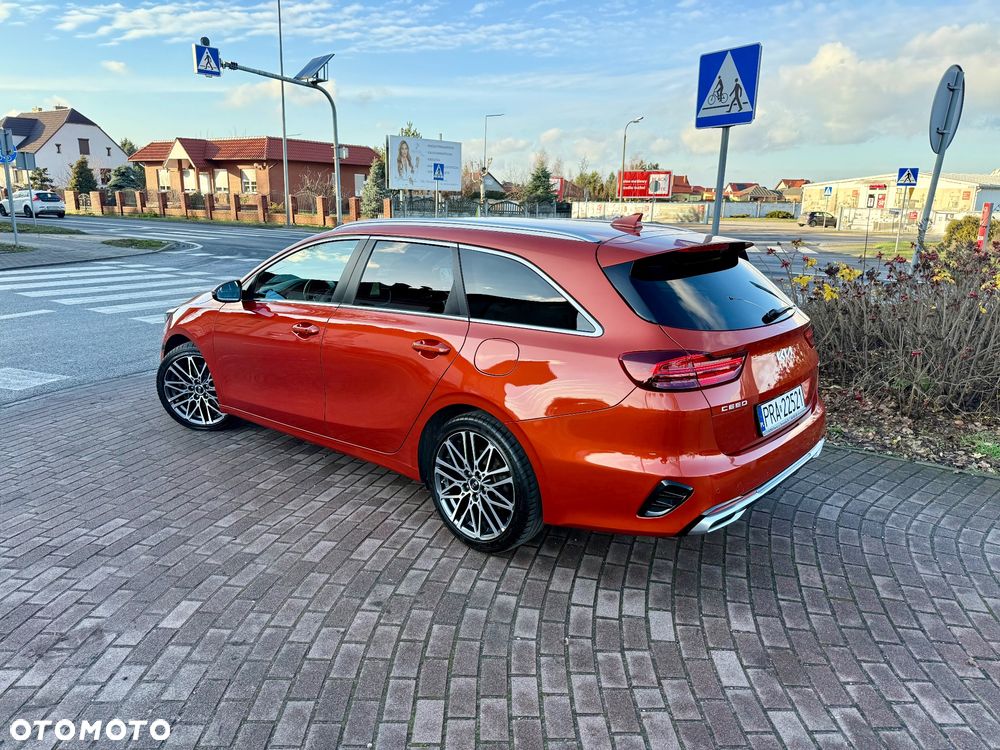 Kia Ceed 1.5 T-GDI DCT7 OPF GT Line - 6