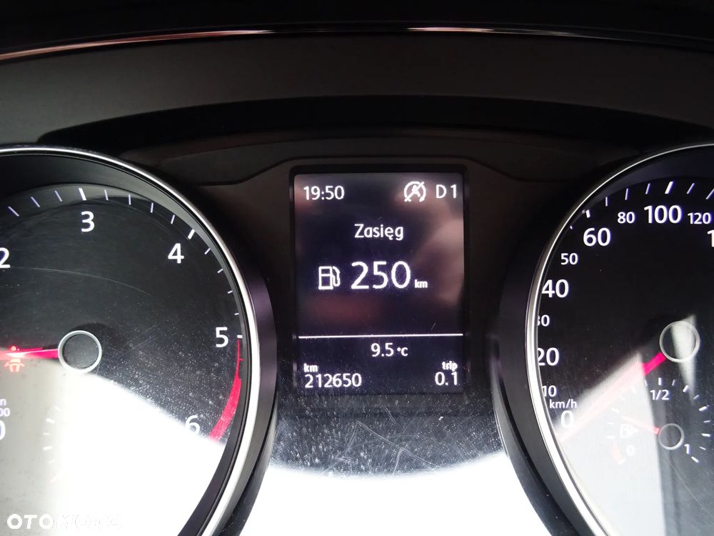 Volkswagen Passat Variant 2.0 TDI BMT Comfortline DSG - 12