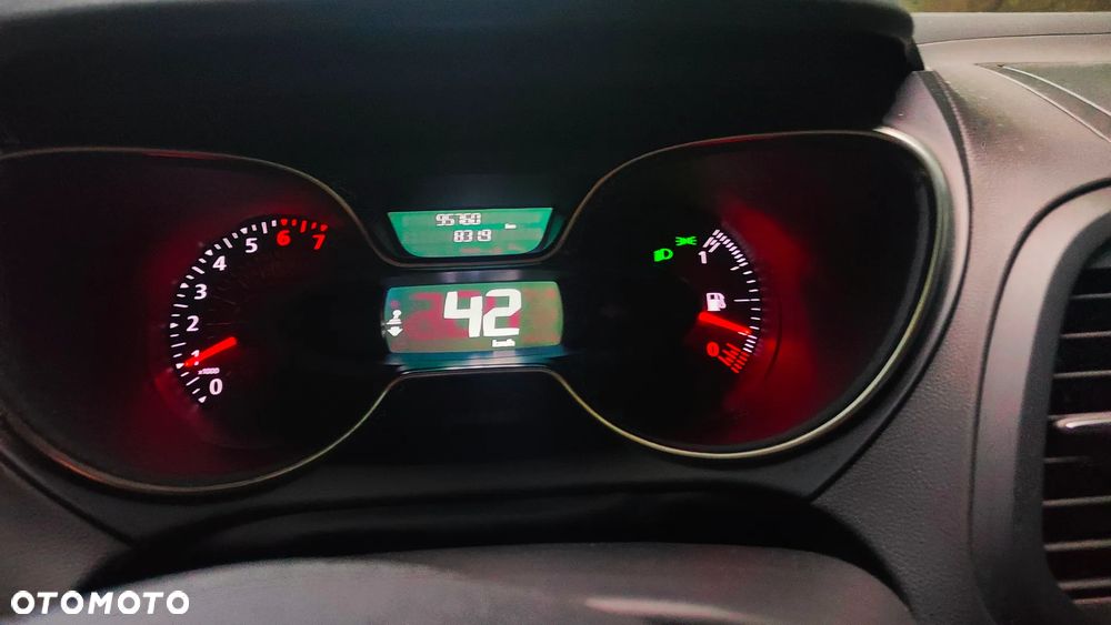 Renault Captur 1.2 Energy TCe Limited - 12