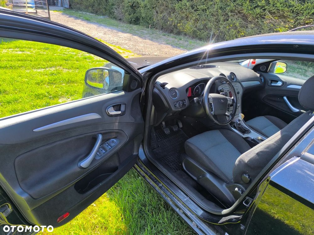 Ford Mondeo 1.8 TDCi Silver X - 5