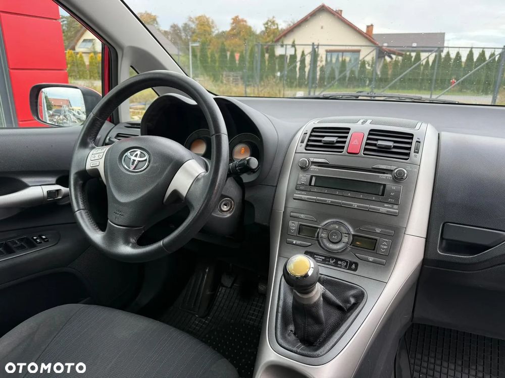 Toyota Auris - 17