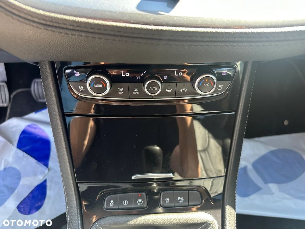Opel Grandland X 1.2 Start/Stop Business INNOVATION - 18