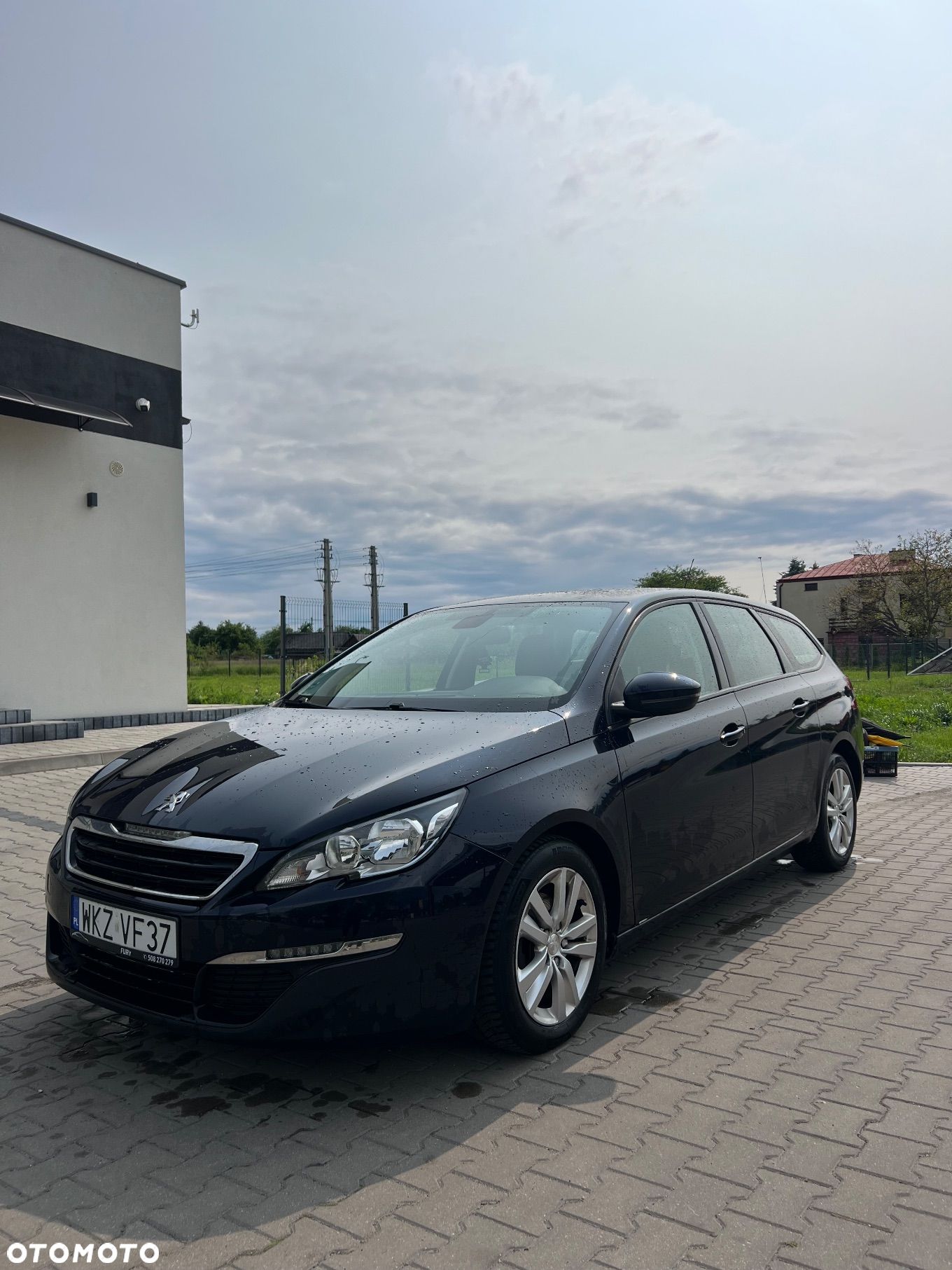 Peugeot 308 - 1