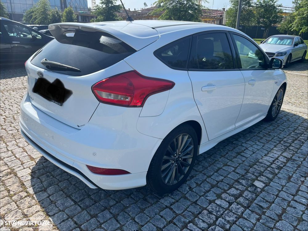 Ford Focus 1.5 TDCi ST-Line - 4
