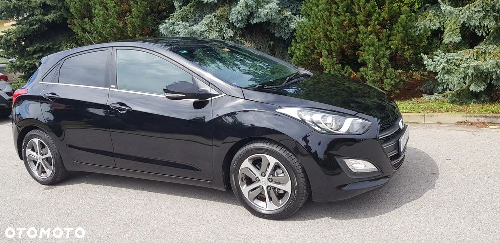 Hyundai i30 blue 1.4 Style - 10
