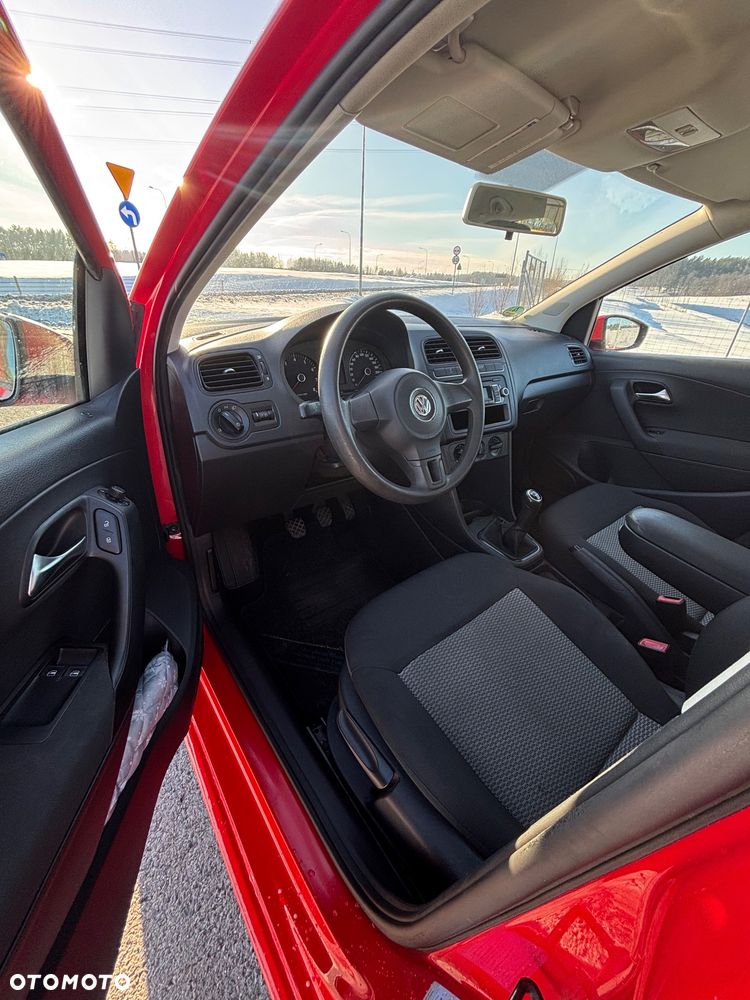 Volkswagen Polo - 15