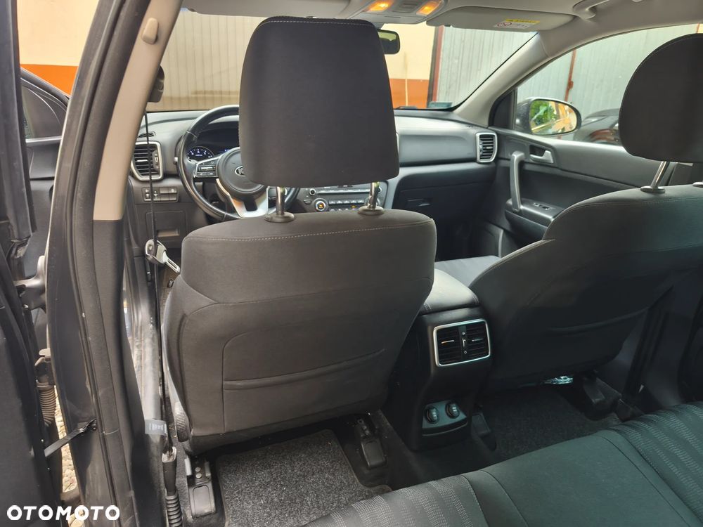 Kia Sportage 1.6 GDI L 2WD - 8