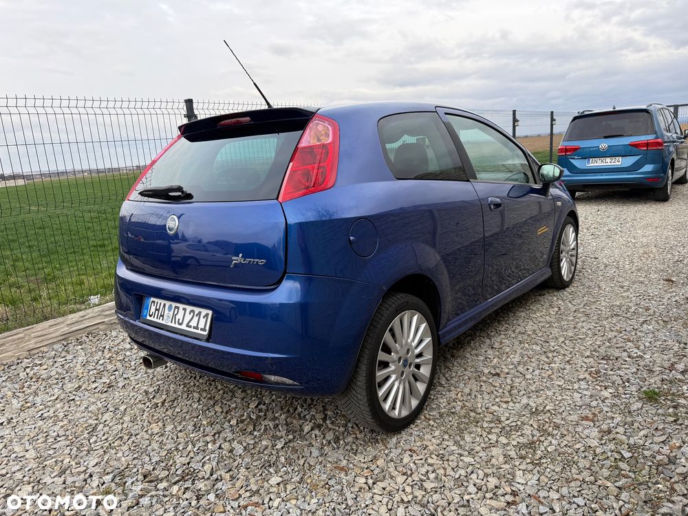 Fiat Grande Punto 1.4 16V Racing - 4