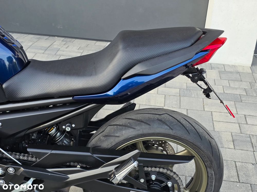 Yamaha XJ - 22