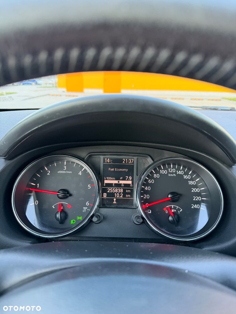 Nissan Qashqai - 11