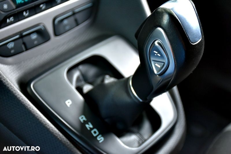 Ford Transit Connect - 16