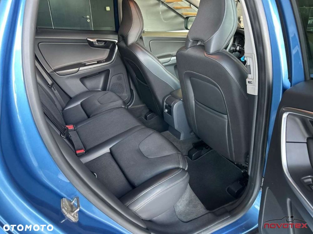 Volvo XC 60 D3 Geartronic Summum - 21