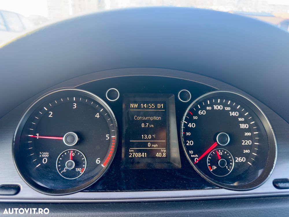 Volkswagen Passat 2.0 TDI DPF DSG Comfortline - 10