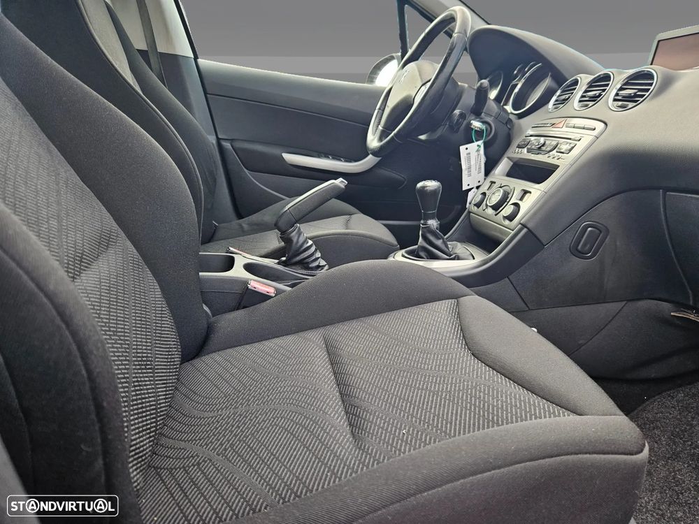 Peugeot 308 SW - 18