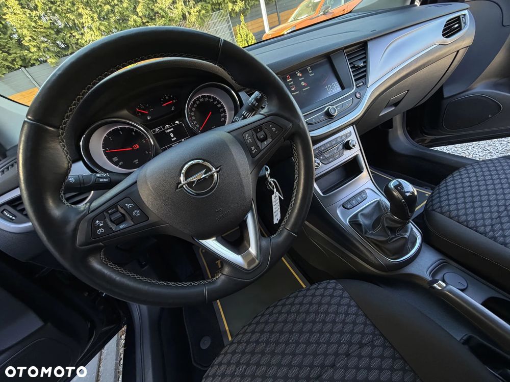 Opel Astra 1.6 CDTI Elite S&S - 29