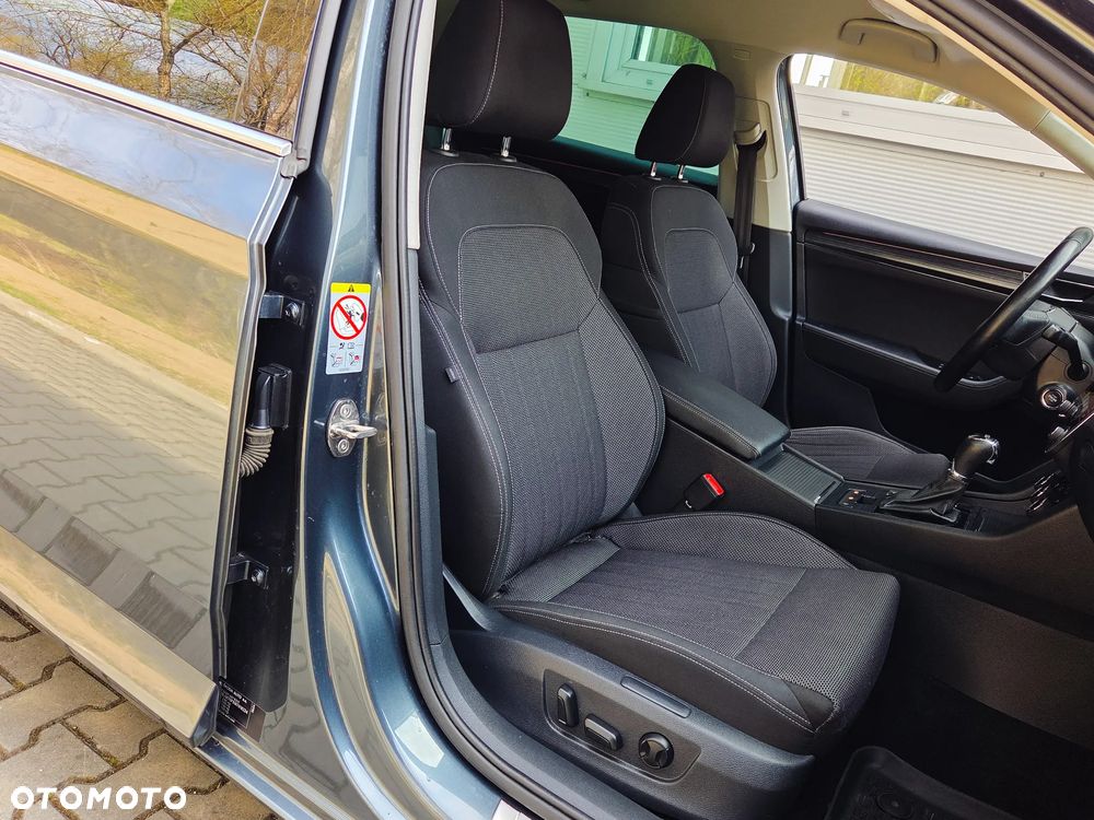 Skoda Superb 2.0 TSI Style DSG - 26