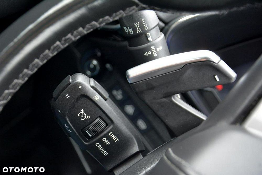 DS Automobiles DS 7 Crossback - 33