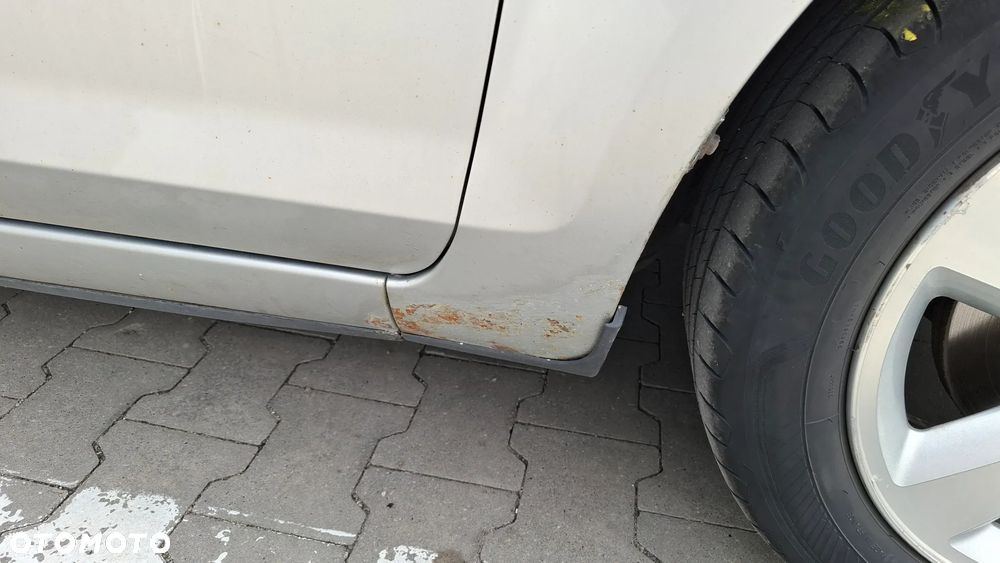 Ford Focus 1.6 TDCi cDPF Ambiente - 8