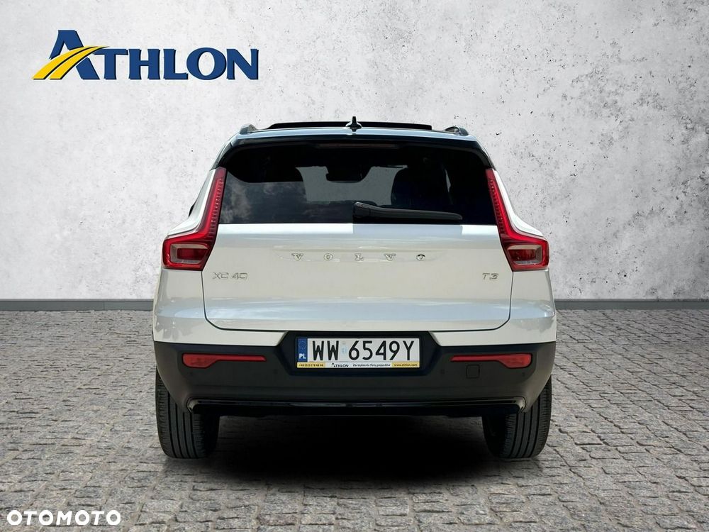 Volvo XC 40 T3 R-Design - 4