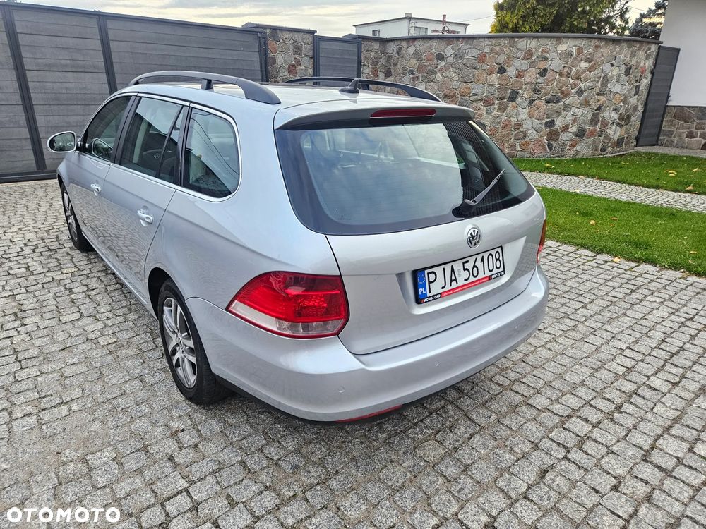 Volkswagen Golf - 18