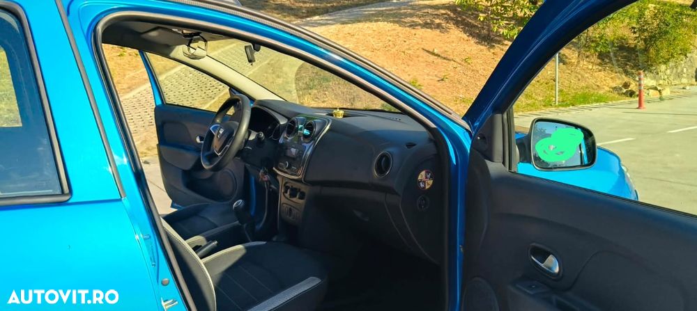 Dacia Sandero - 2