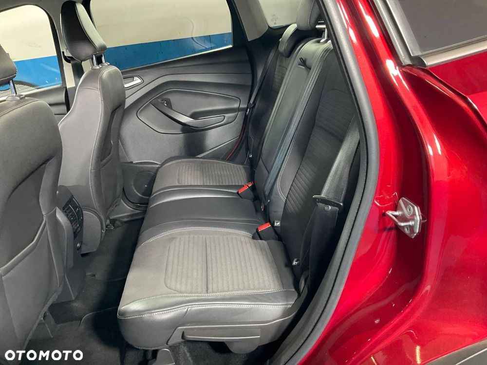Ford Kuga 1.5 EcoBoost 4WD Titanium - 10