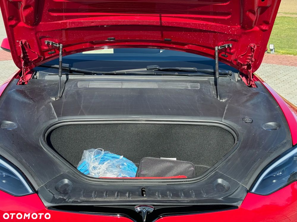Tesla Model S Plaid - 15
