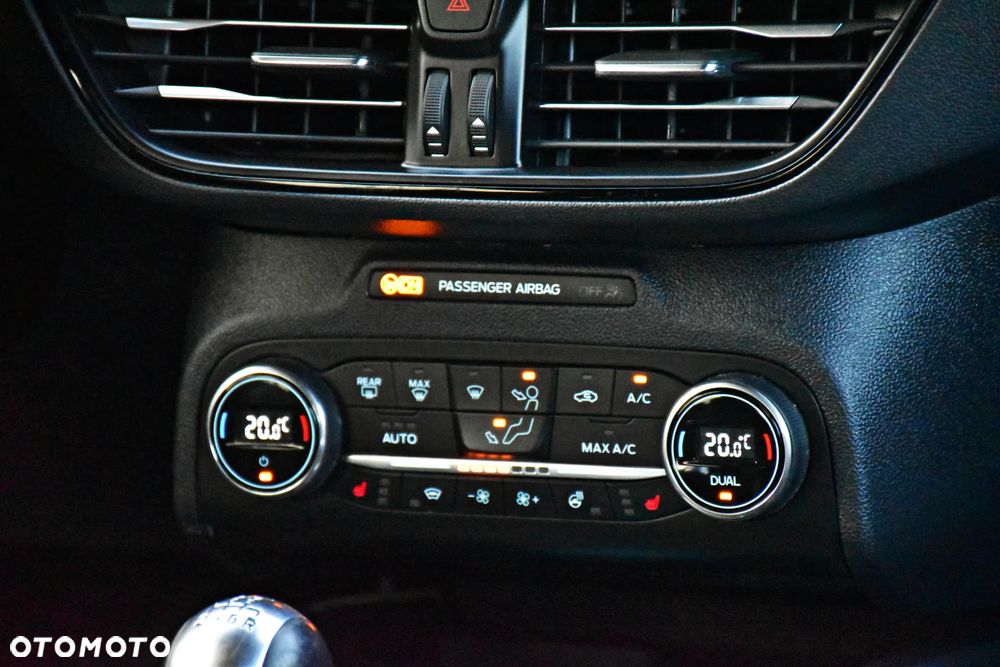 Ford Focus 1.0 EcoBoost STart-Stopp-System ST-LINE X - 37