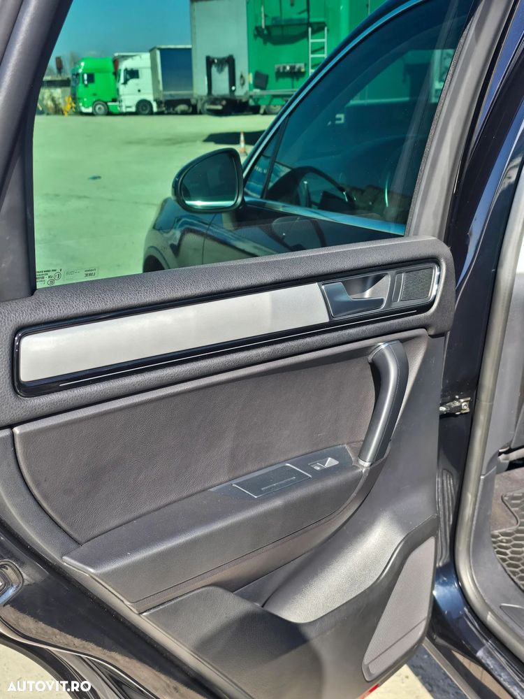 Volkswagen Touareg V6 TDI BMT Supreme Plus - 7