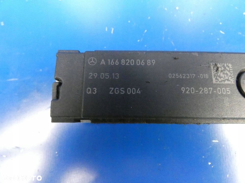 MERCEDES B W246 A W176 CLA W117 GLA W156 WZMACNIACZ ANTENY RADIA - 2