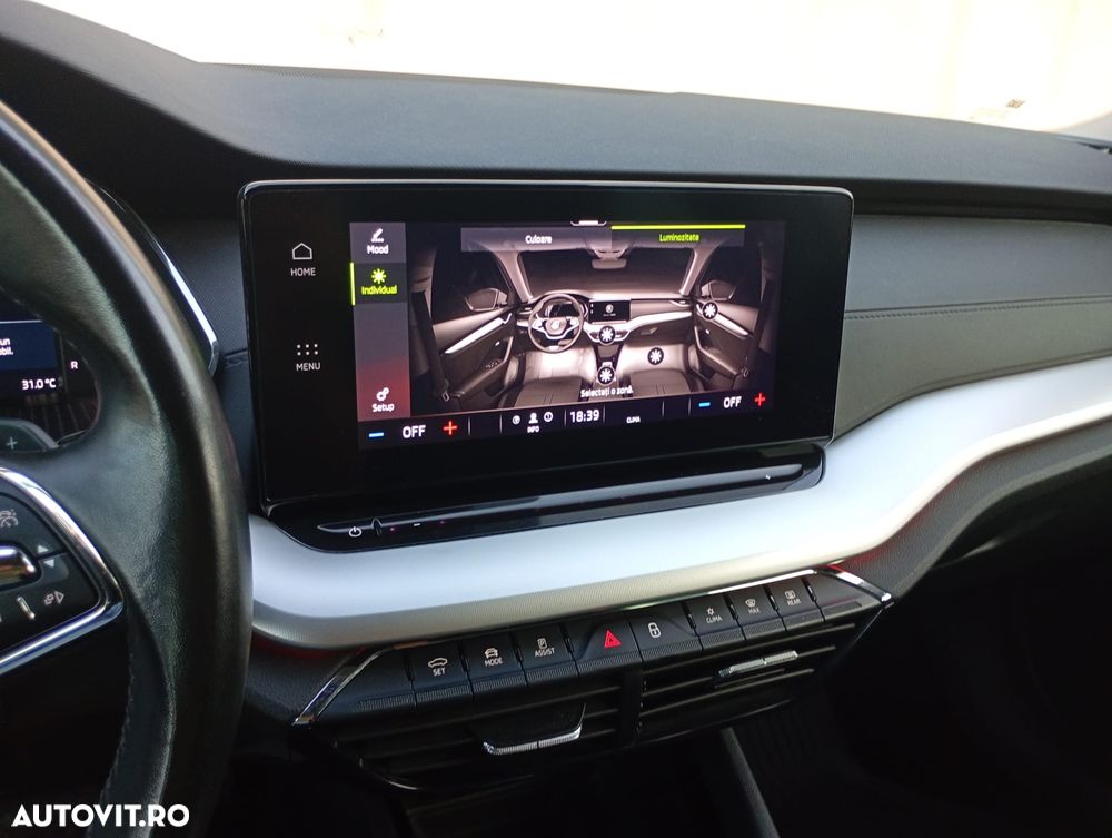 Skoda Octavia 2.0 TDI DSG Ambition - 29