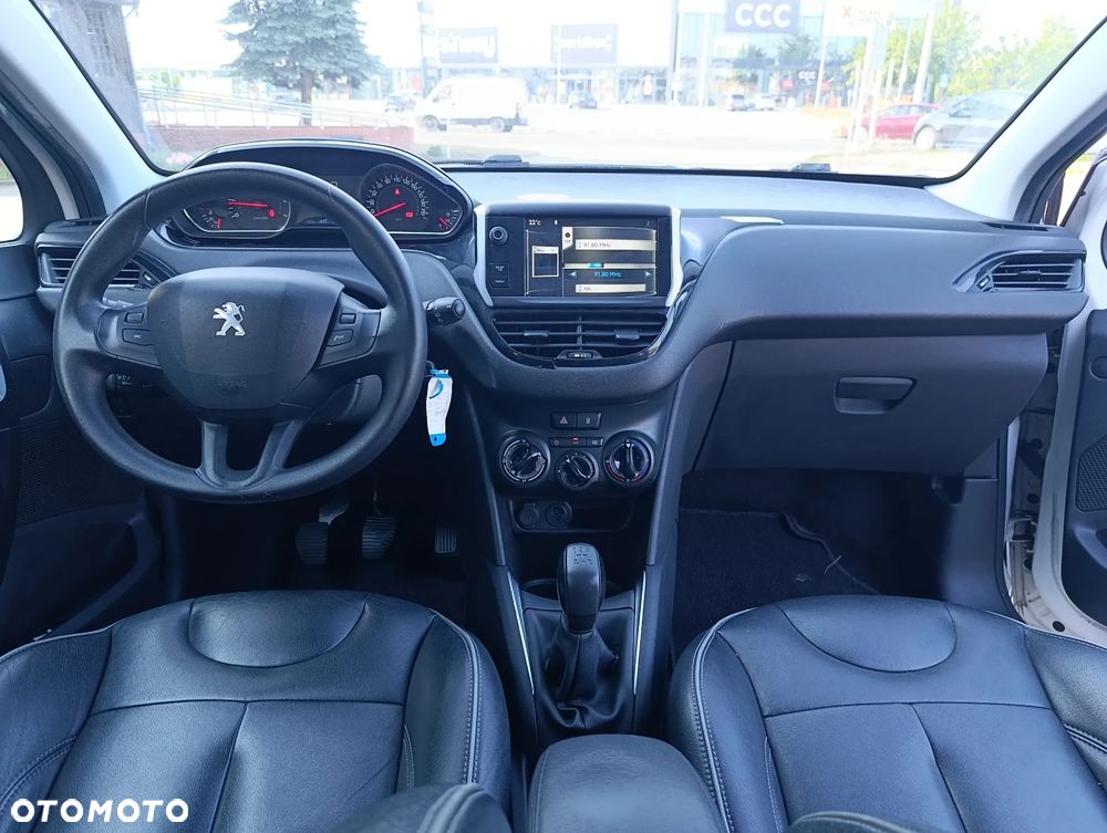 Peugeot 208 82 VTI Allure - 13
