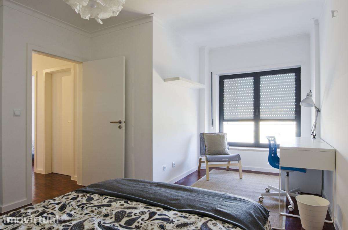 Quarto - localizado em Bela Vista Lisbon - Grande imagem: 5/23
