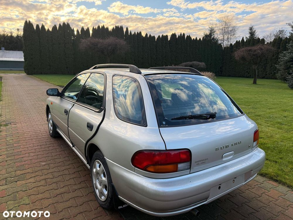 Subaru Impreza - 11