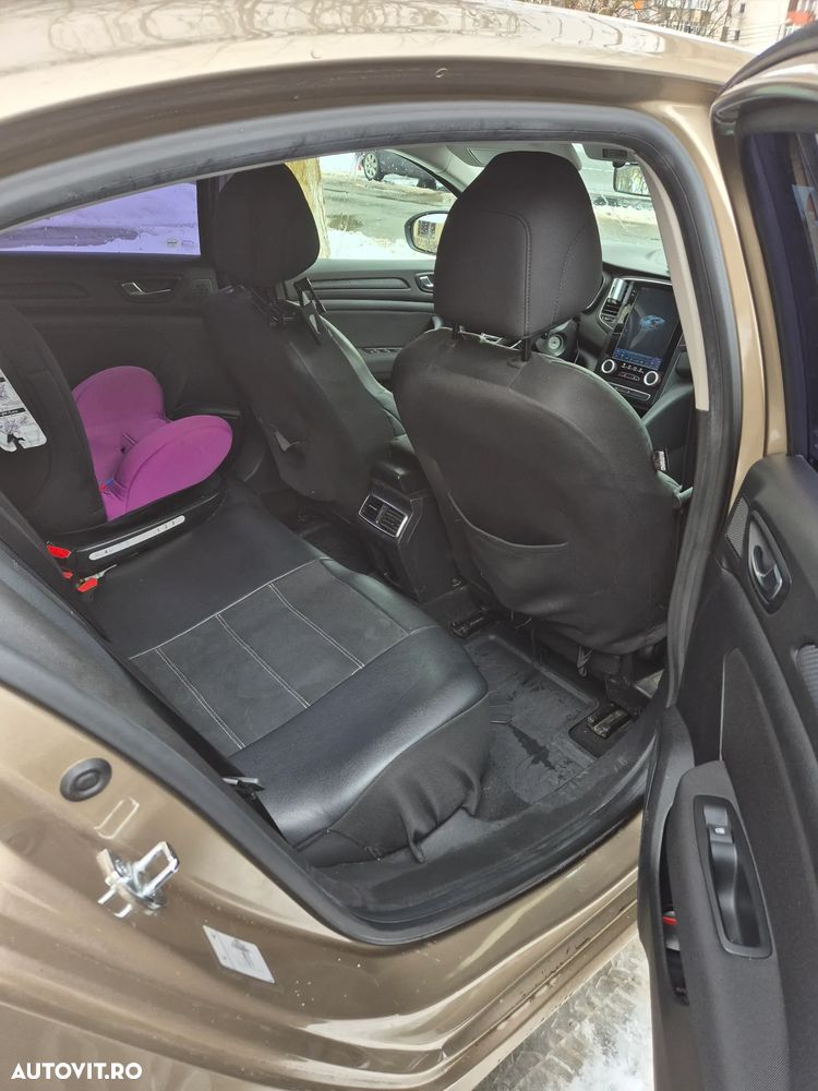 Renault Megane TCE GPF Zen - 9