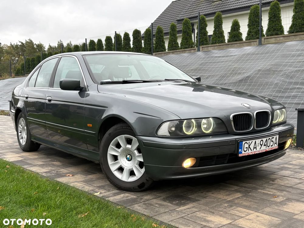 BMW Seria 5 520i - 2