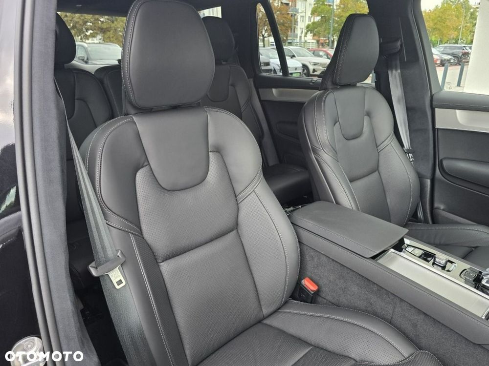 Volvo XC 90 T8 AWD Plug-In Hybrid Ultra Black Edition 7os - 10