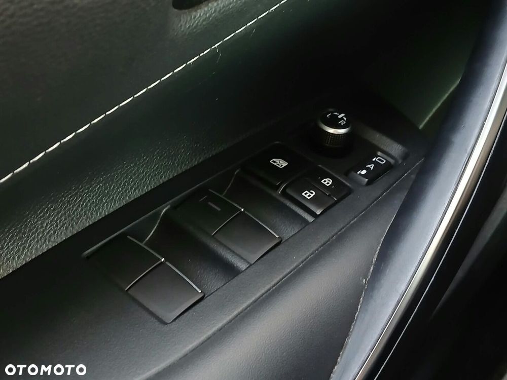Toyota Corolla 1.8 Hybrid Style - 30
