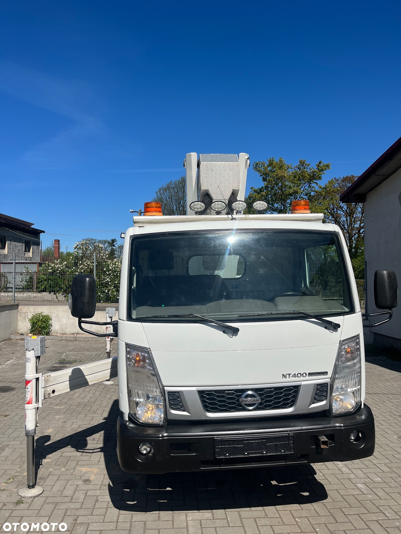 Nissan Podnośnik Koszowy Zwyżka Palfinger 210Bk 21 Metrów 16 w bok ! PILOT NA KABLU!! UDT !! Kosz 1000V Izolowany Jak Wumag Ruthmann Gsr - 30